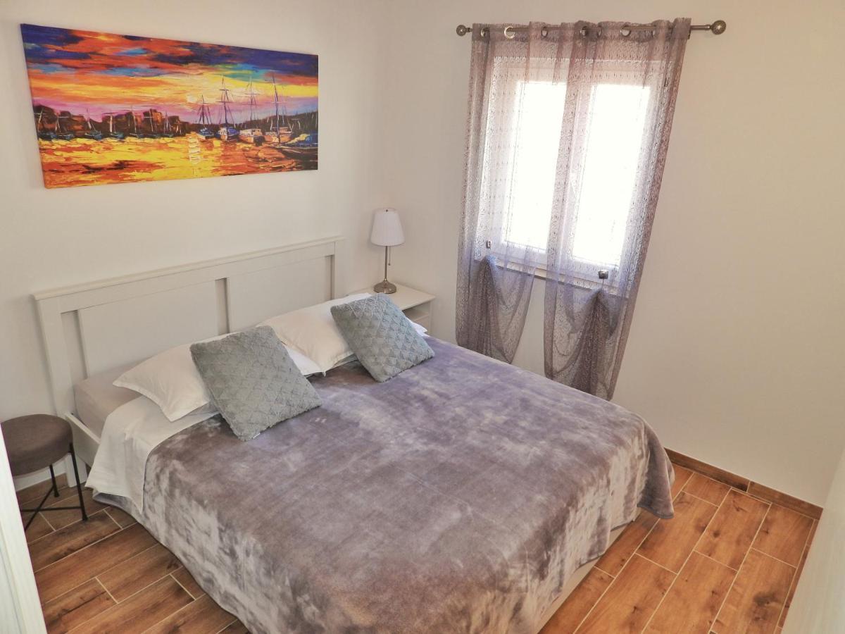 Apartment Robert Bol